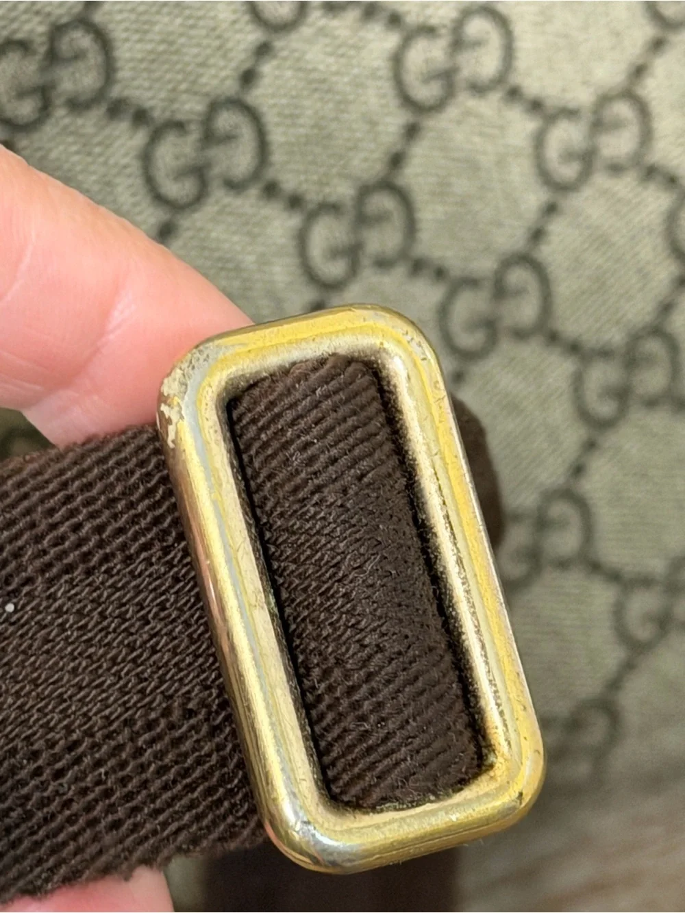 SOLD

AUTHENTIC Gucci Beige Brown GG Supreme Crossbody Bag - Picture 4 of 10